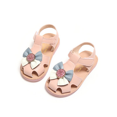 Sandale moderne pentru copii in alb si roz cu panglica si pietre