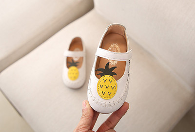 Modern gyerekcipő lányoknak ökobőr rátéttel