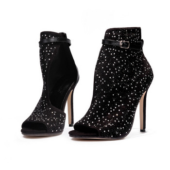 Модерни дамски обувки с висок ток и камъни в черен цвят