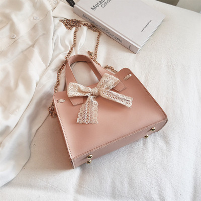 Öko bőrből készült modern női táska négy színben, rövid és hosszú füllel két méretben