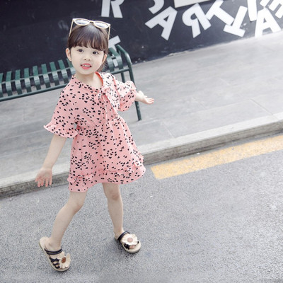 Jelenlegi gyerekruha rövid ujjal és szalaggal - két színben