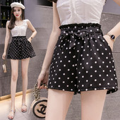 Pöttyös női rövidnadrág három színben