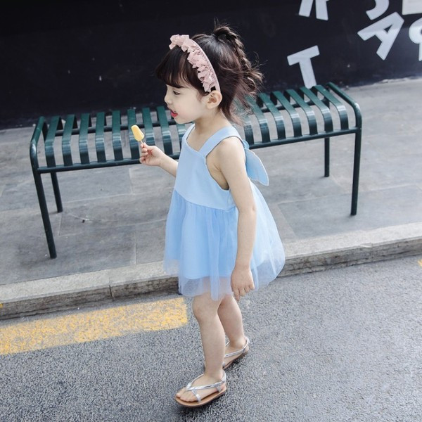 Aktuális gyerekruha rózsaszín és kék színben, tüllel