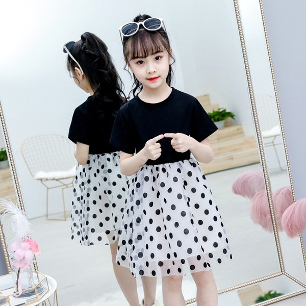 Rochie modernă pentru copii cu decolteu O și mâneci scurte