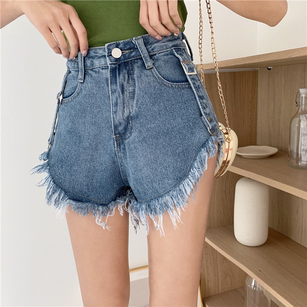 Pantaloni scurți din denim de actualitate cu talie înaltă și motive rupte