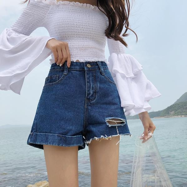 Lezser női rövidnadrág széles modell magas derékkal