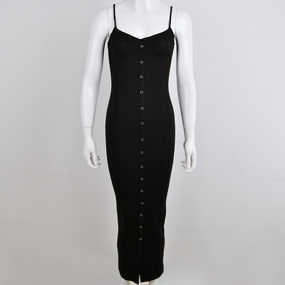 Μοντέρνο γυναικείο φόρεμα με λεπτούς ιμάντες ώμου και ντεκολτέ σε σχήμα V