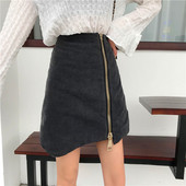 Fusta de damă modernă din denim de culoare neagră cu fermoar