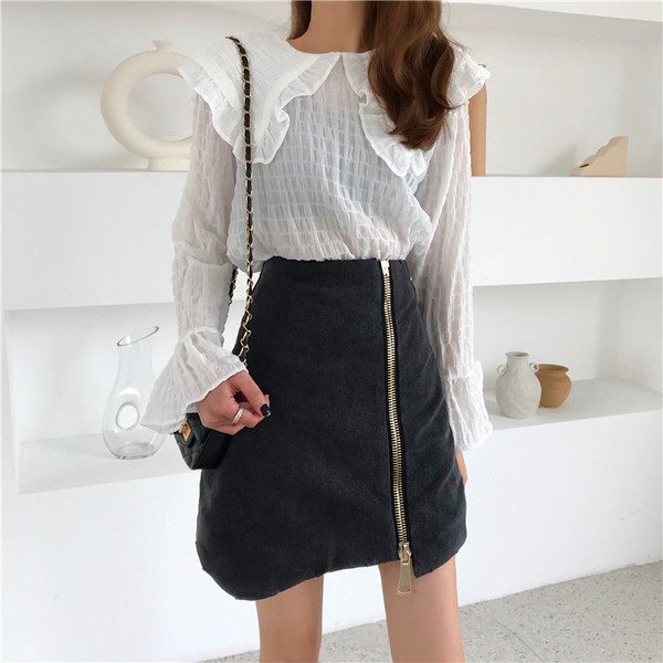 Fusta de damă modernă din denim de culoare neagră cu fermoar