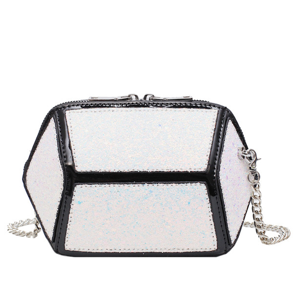 Geantă de damă modernă cu elemente strălucitoare în patru culori și un lanț metalic lung