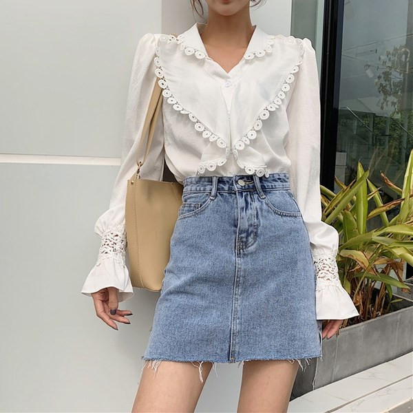 Stílusos női farmerszoknya, magas derékkal