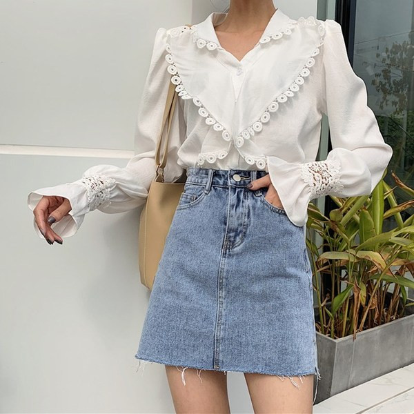 Stílusos női farmerszoknya, magas derékkal