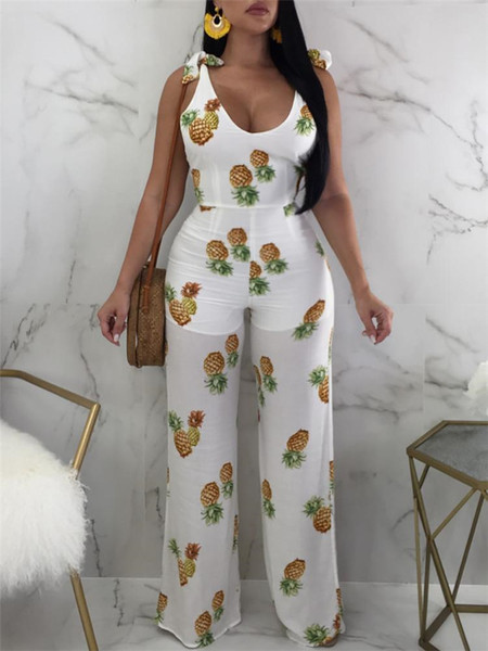 Μοντέρνα γυναικεία φόρμα με τρία χρώματα