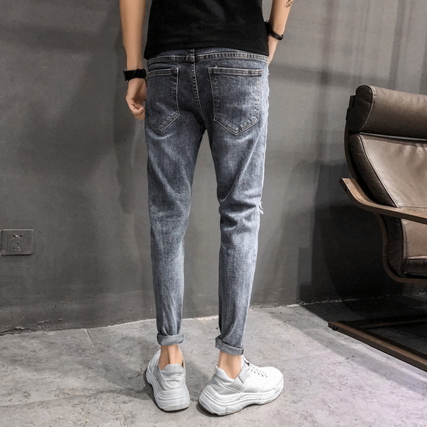 Μοντέρνα ανδρικά τζιν με σπασμένο μοτίβο σε μπλε χρώμα