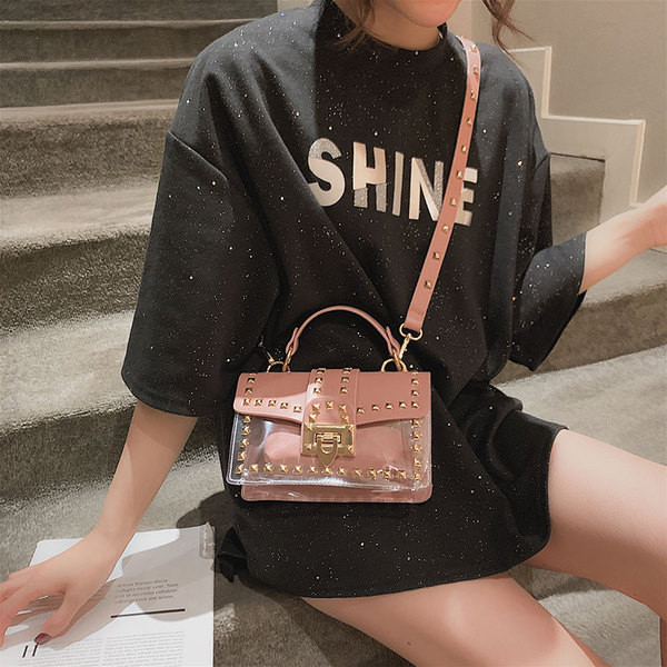 Eko bőrből készült stílusos női táska négy színben 3D fém elemekkel, rövid és hosszú füllel