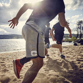 Pantaloni scurți casual pentru bărbați în trei culori cu aplicație