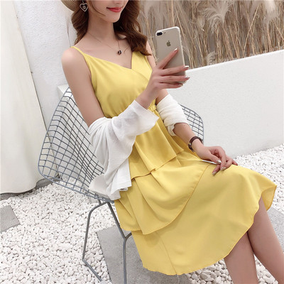 Κομψό γυναικείο φόρεμα με λεπτές λωρίδες και ντεκολτέ σε σχήμα V σε διάφορα χρώματα