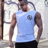 Modern férfi felső, fekete-fehér rátéttel