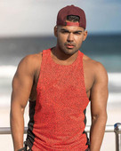 Καθημερινή ανδρική αμάνικι μπλούζα σε ασύμμετρο μοτίβο δκαι σε διάφορα χρώματα