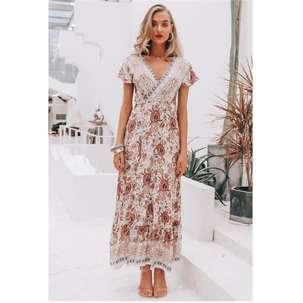 Modern női ruha hosszú modell színes rátéttel