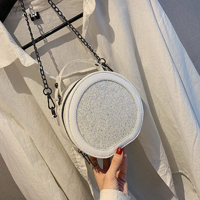 Σύγχρονη γυναικεία τσάντα  σε στρογγυλό σχήμα σε τέσσερα χρώματα