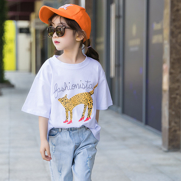 Modern, fehér és rózsaszín póló lányoknak