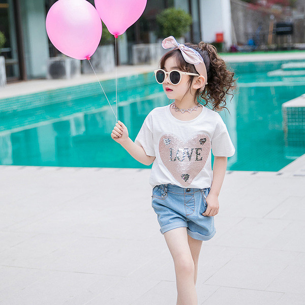 Gyerek póló lányoknak fehér és fekete színben, flitterekkel