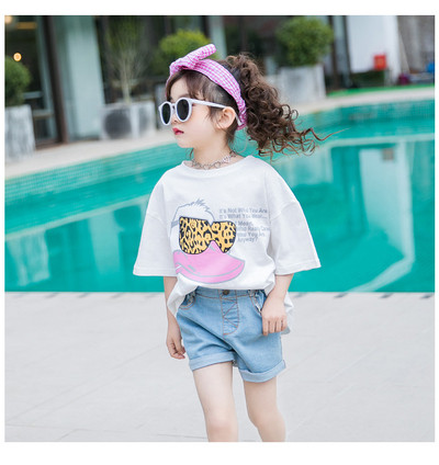 Tricou pentru fete pentru copii in trei culori cu inscriptii si aplicatie