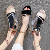 Női szandál láncelemmel, két színben