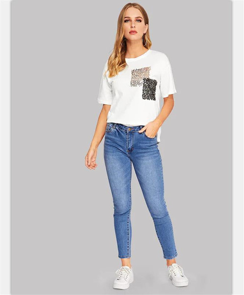 Alkalmi női póló, fehér flitteres elemmel