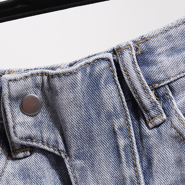 Alkalmi női rövidnadrág magas derékkal, kék színben