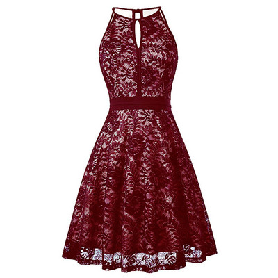 Stílusos női ruha szabású modell csipkével több színben