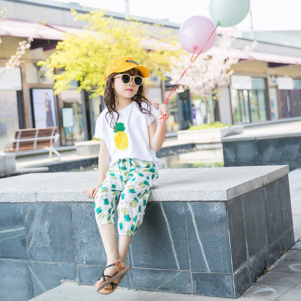 Aktuális gyerekszett lányoknak két színben