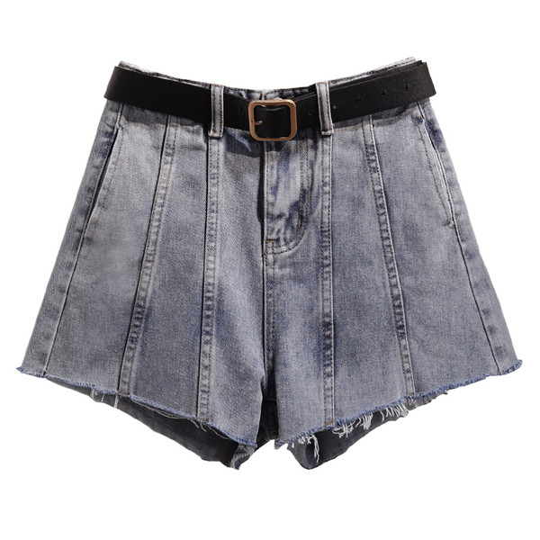 Stílusos női rövidnadrág szakadt motívumokkal, kék és fekete színben