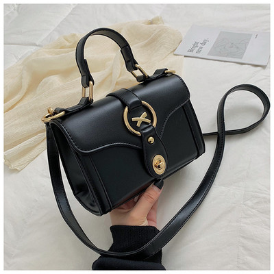 Geanta de dama eleganta din piele ecologica in trei culori cu elemente metalice cu manere scurte si lungi