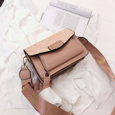 Κομψή γυναικεία τσάντα σε τέσσερα χρώματα από δέρμα με μακριά λαβή