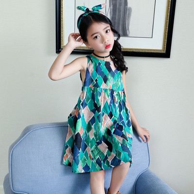 Aktuális zöld színű, gombos gyerekruha