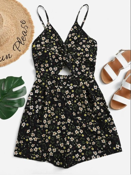 Stílusos női overall vékony pánttal, virágmintával