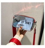 Μοντέρνα  γυναικεία λουστρίν τσάντα  σε τέσσερα χρώματα με εφαρμογή και μεγάλη λαβή