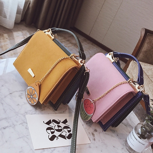 Modern női táska két színű öko velúrból, rövid és hosszú füllel