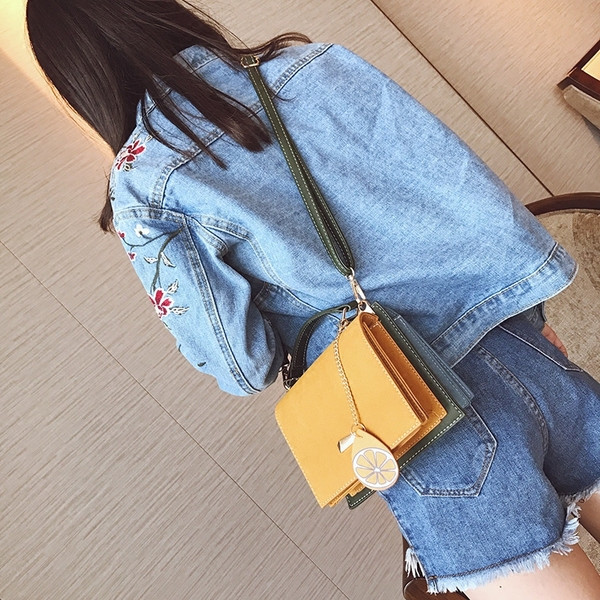 Modern női táska két színű öko velúrból, rövid és hosszú füllel