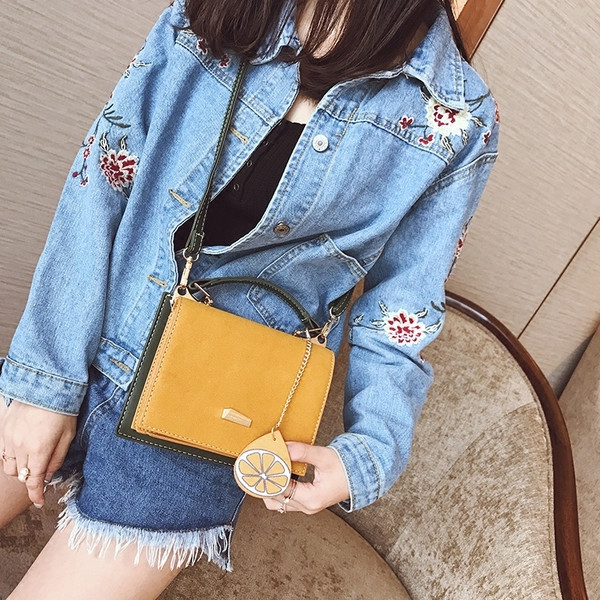 Modern női táska két színű öko velúrból, rövid és hosszú füllel