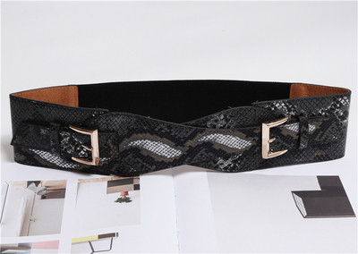 Széles női öv dupla rögzítéssel, különböző színekben