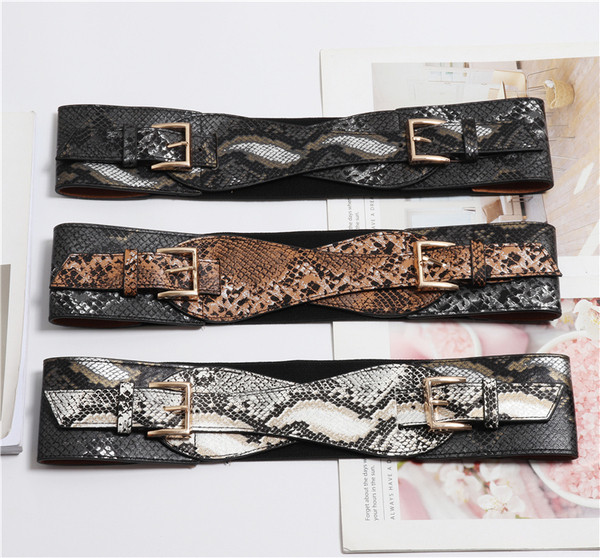 Széles női öv dupla rögzítéssel, különböző színekben