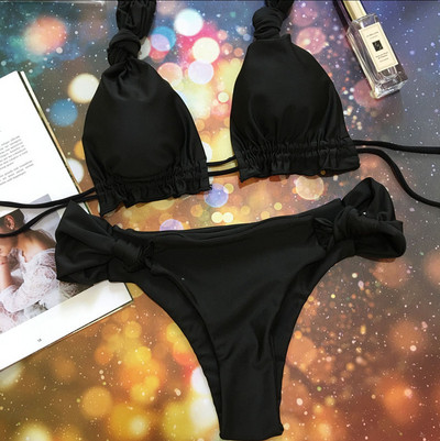 Stílusos női fürdőruha négy színben, háromszög alakú felsővel