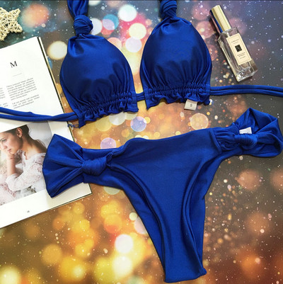 Stílusos női fürdőruha négy színben, háromszög alakú felsővel