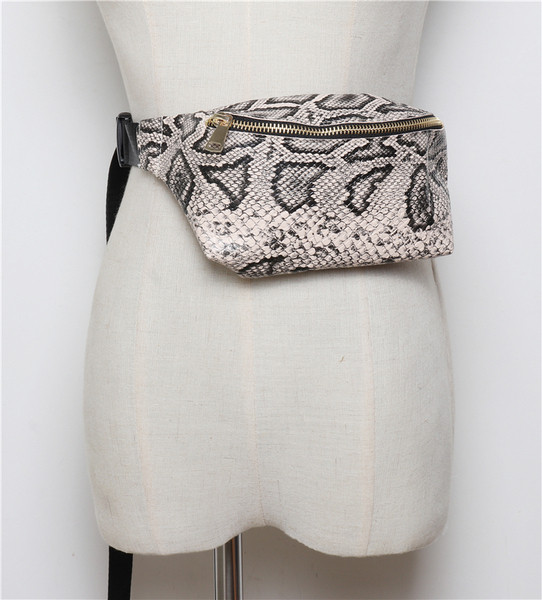 Aktuális női kereszttáska több színben mintával