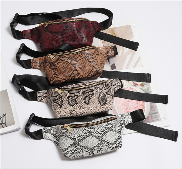 Aktuális női kereszttáska több színben mintával