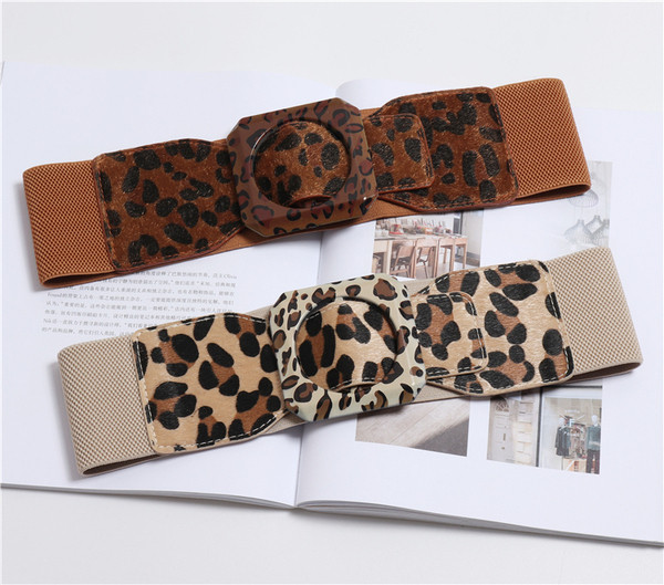 Elasztikus női öv leopárd mintával, világos és sötét színben