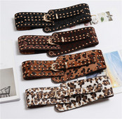 Stílusos női öv fém elemekkel több színben